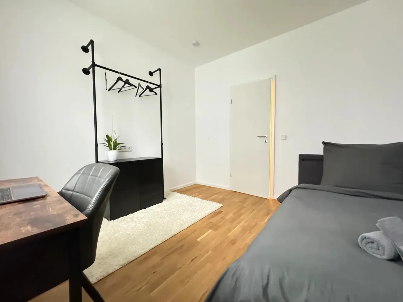 Shared room with 14 m² in Berlin – Photo 3