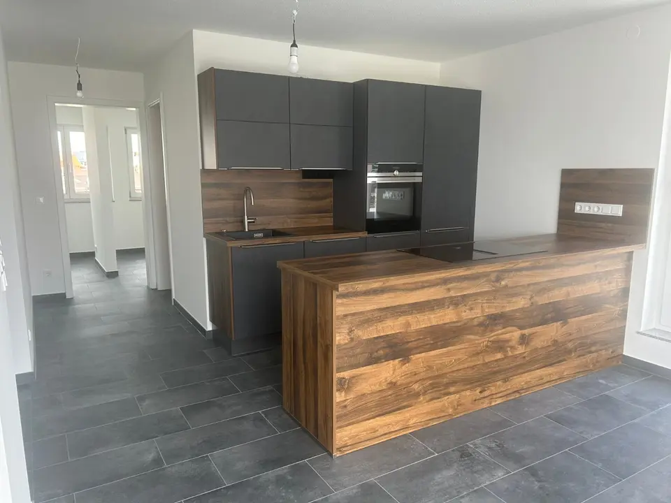 2 Zimmer Wohnung mit 65 m² in Nürnberg – Bild 1