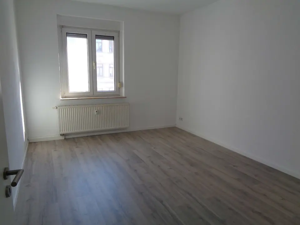 5 Zimmer Wohnung mit 115 m² in Chemnitz – Bild 1