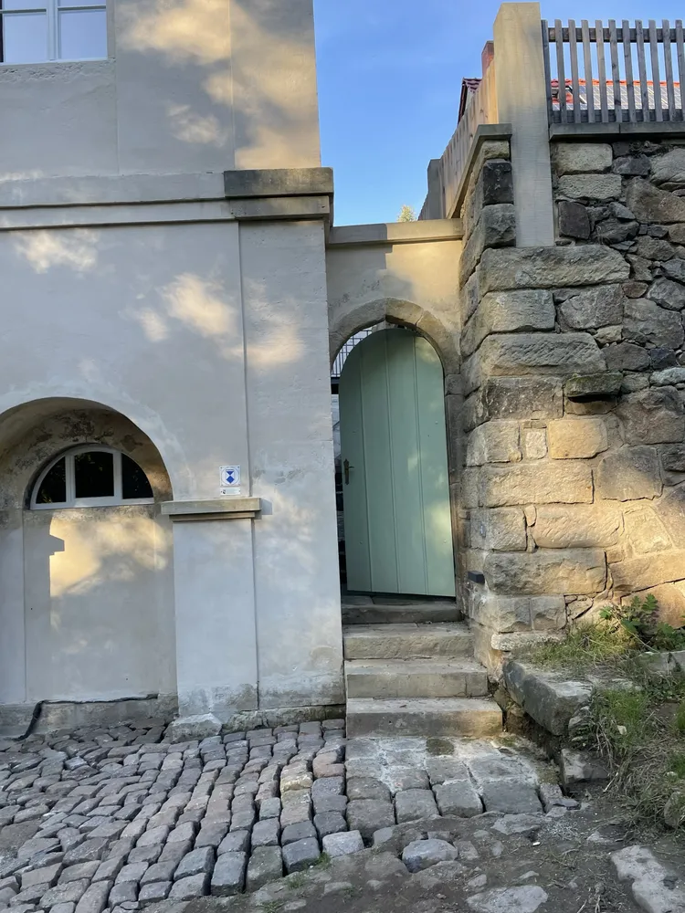 5 Zimmer Wohnung mit 142 m² in Dresden – Bild 5