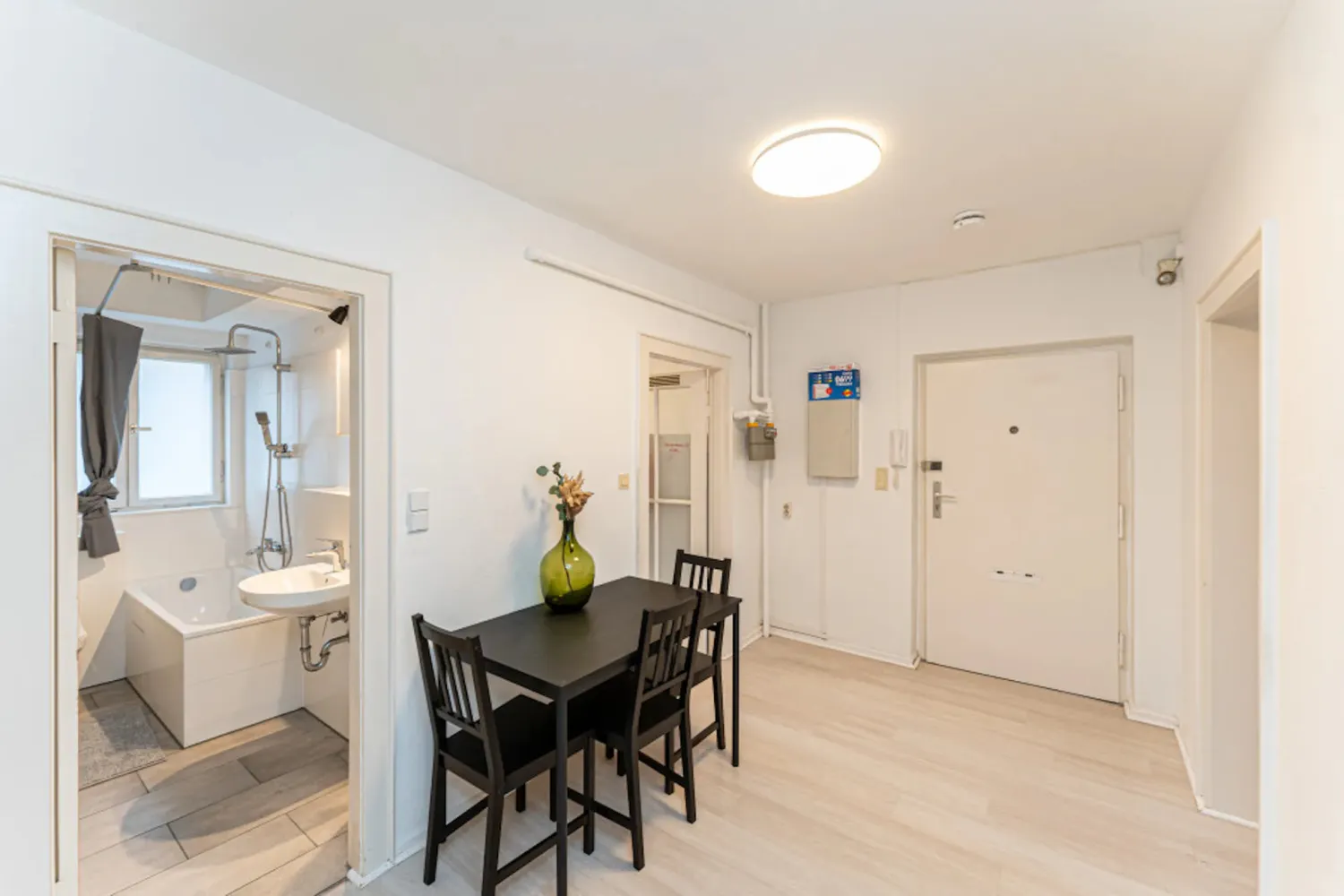 Shared room with 16 m² in Berlin – Photo 8