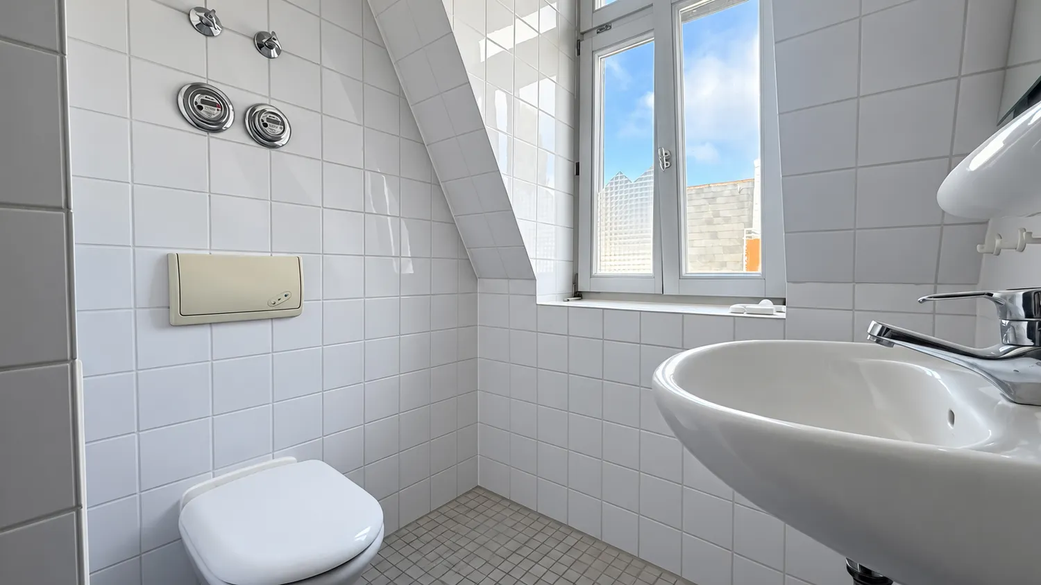 3 Zimmer Wohnung mit 94 m² in Dresden – Bild 10