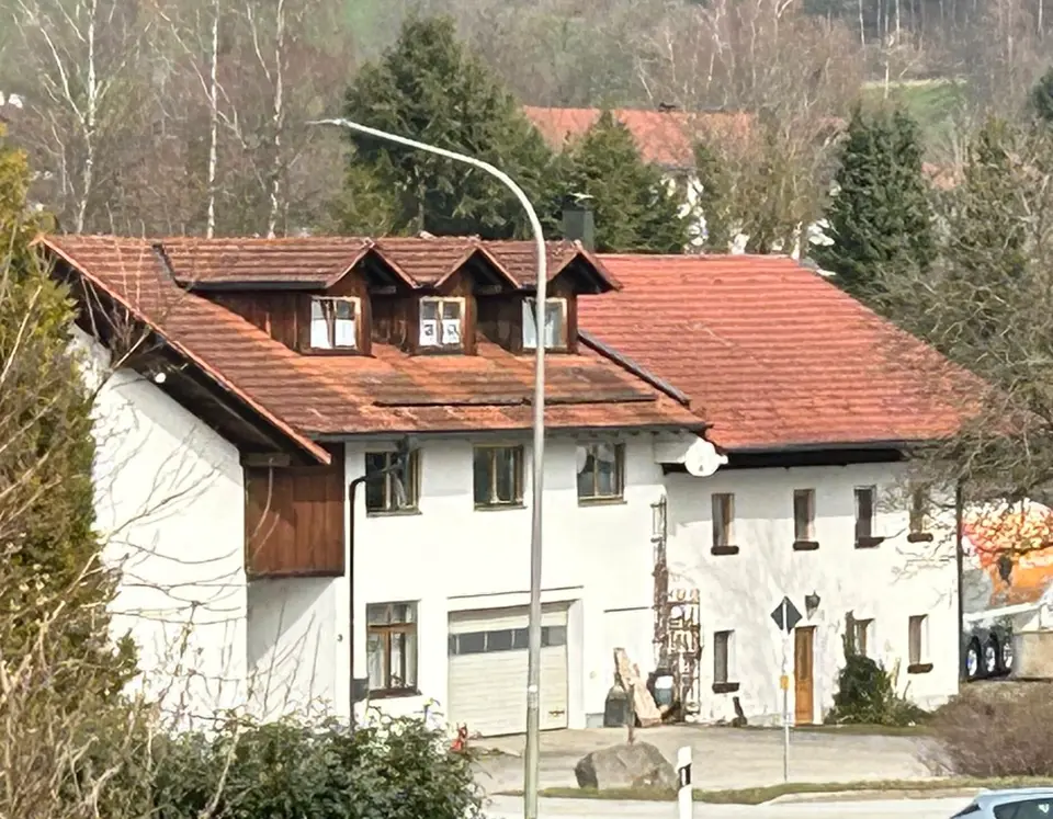 8 Zimmer Haus mit 140 m² in Passau – Bild 1