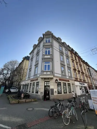 3 Zimmer Wohnung mit 83 m² in Frankfurt am Main – Bild 1