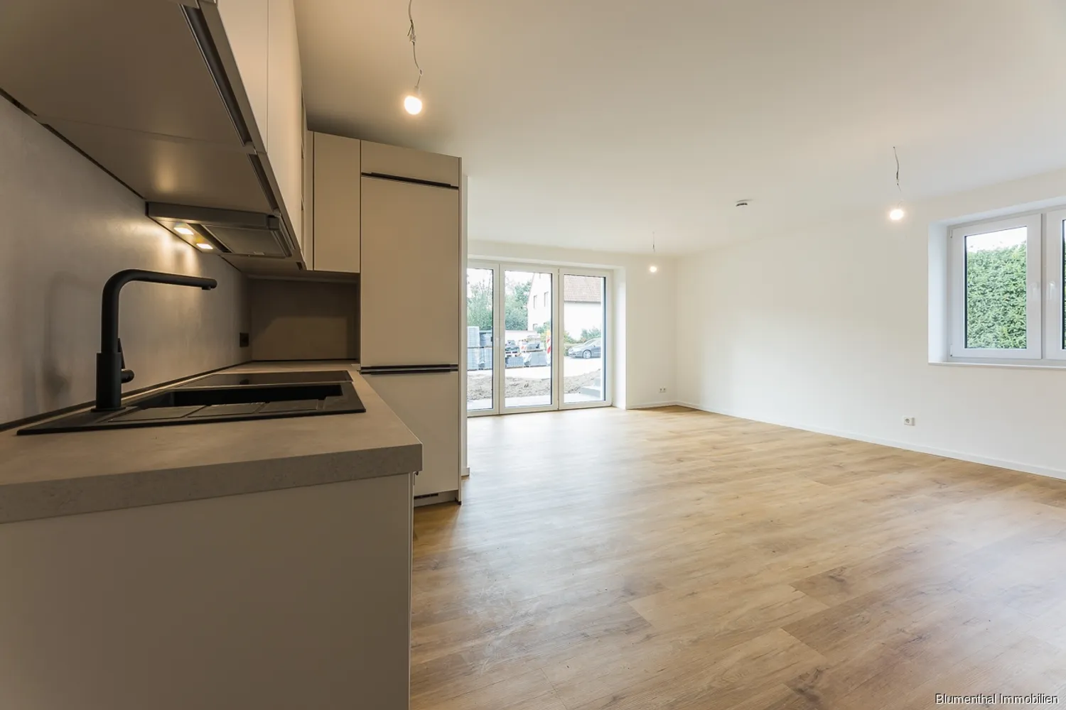 1 room apartment with 61 m² in Bielefeld – Photo 12