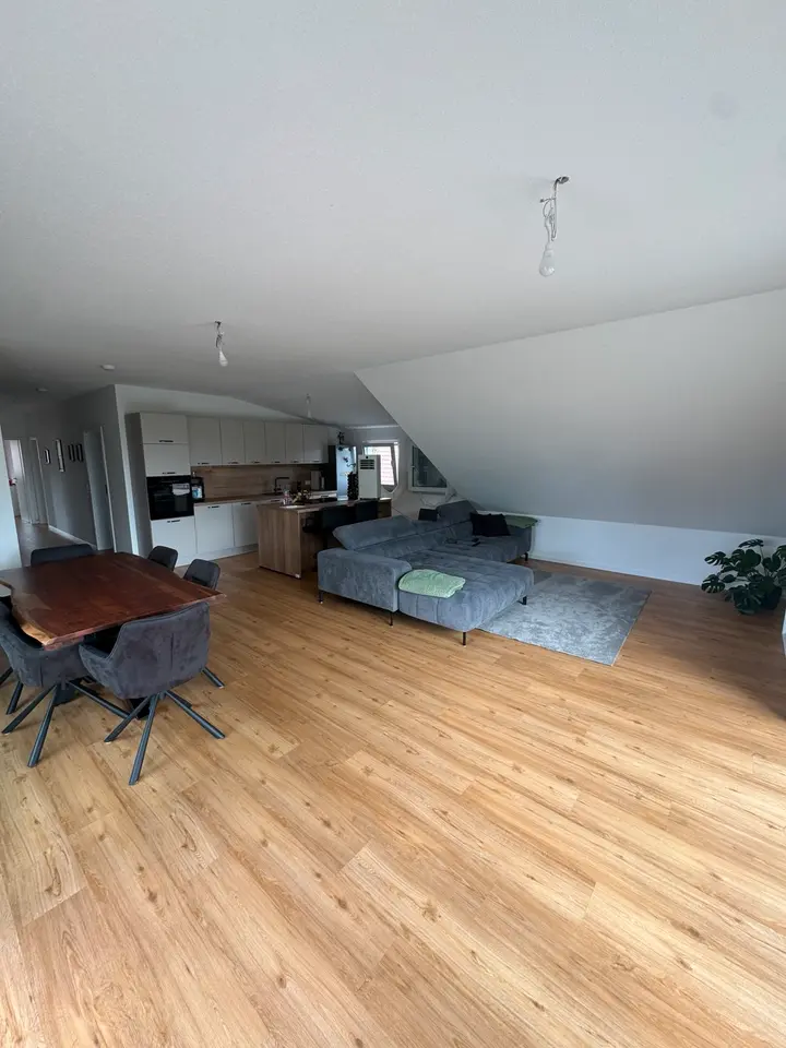 5 Zimmer Wohnung mit 143 m² in Kehl – Bild 1