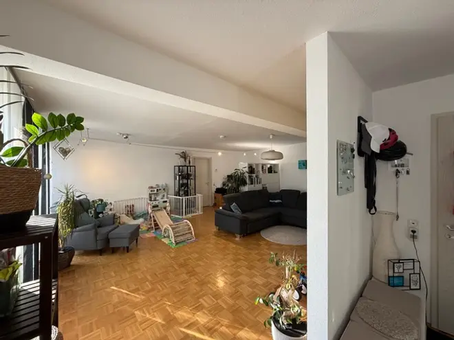 2 Zimmer Wohnung mit 82 m² in Aachen – Bild 2