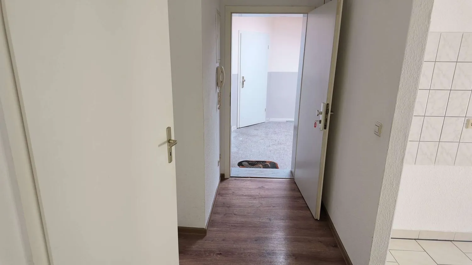 3 Zimmer Wohnung mit 73 m² in Halle (Saale) – Bild 4