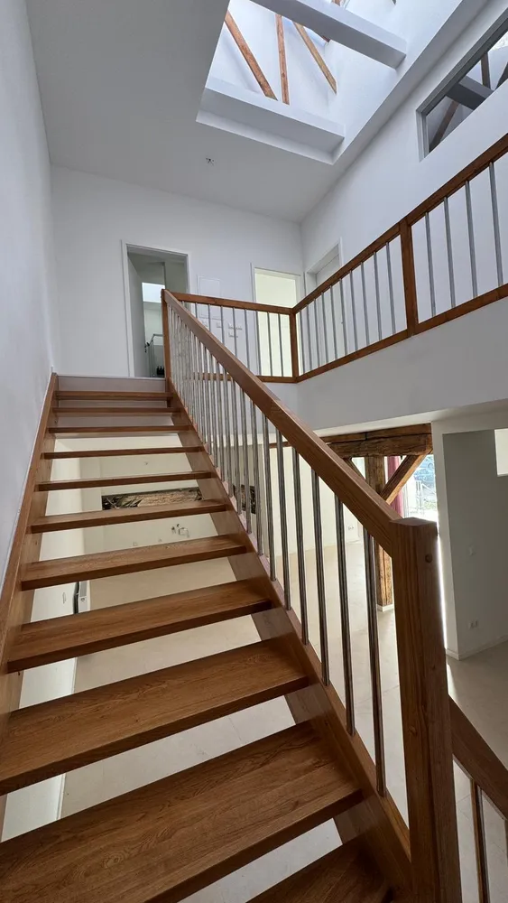6 Zimmer Wohnung mit 173 m² in Dessau-Roßlau – Bild 1