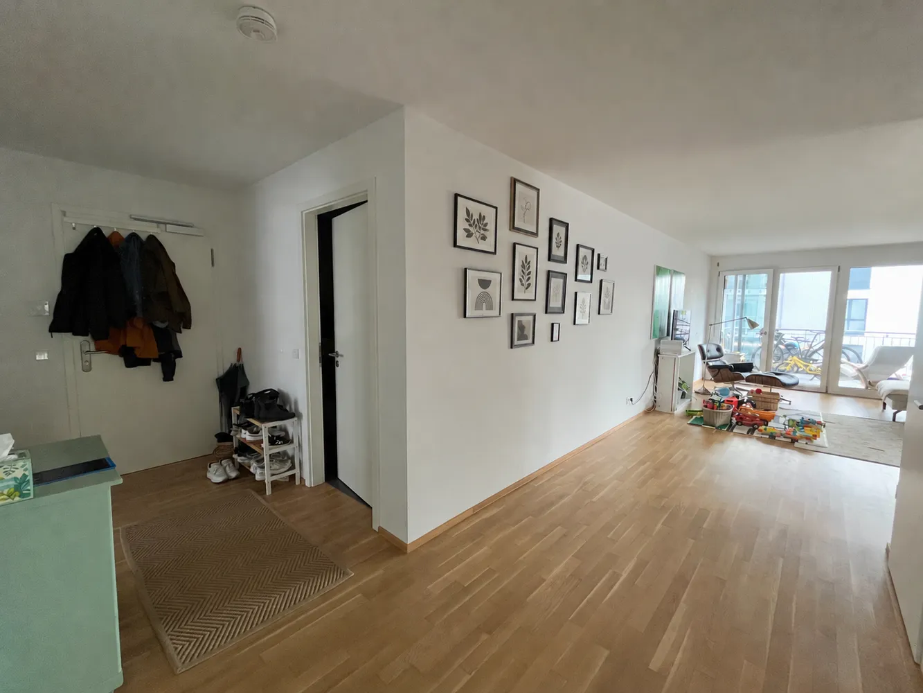 3 Zimmer Wohnung mit 97 m² in Wiesbaden – Bild 2