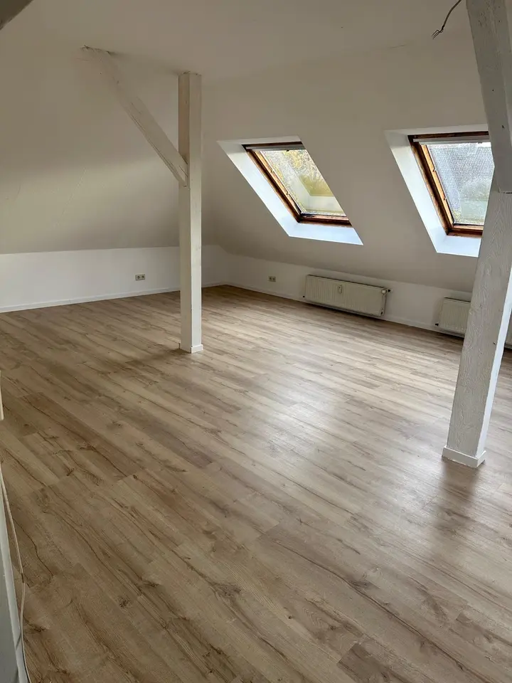 5 Zimmer Wohnung mit 149 m² in Walsrode – Bild 2