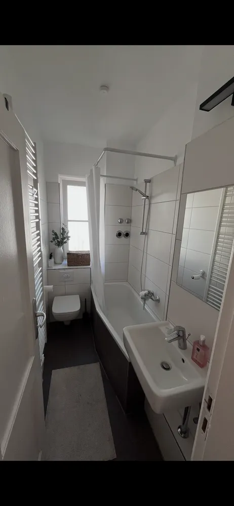 2 room apartment with 42 m² in Berlin – Photo 3