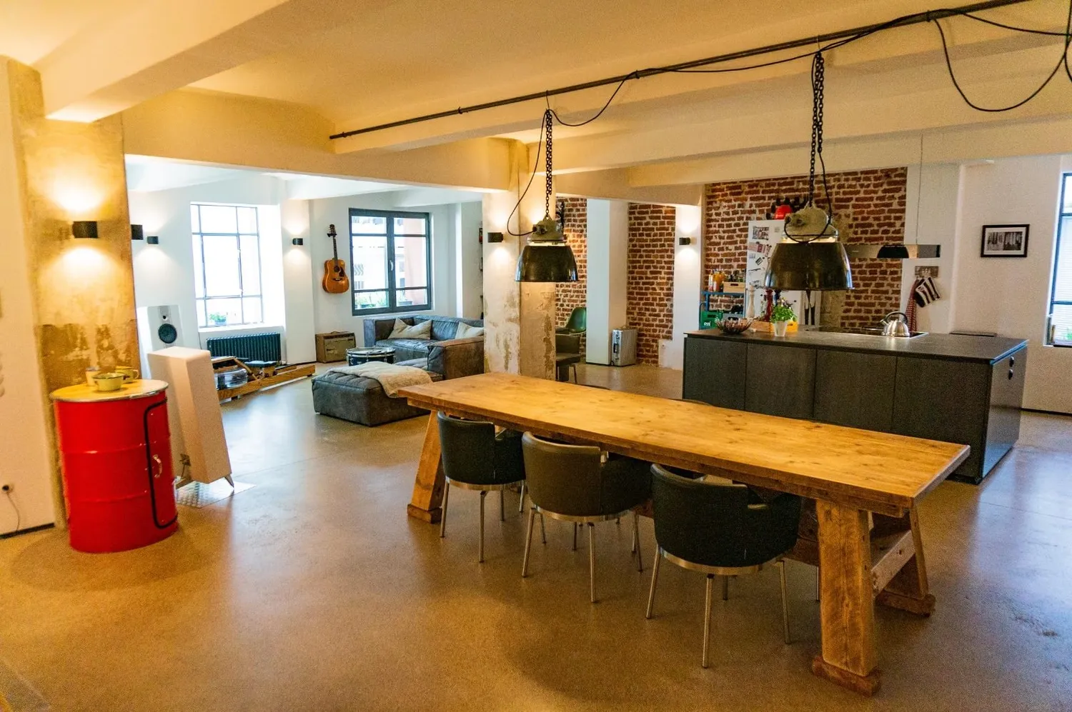 3 Zimmer Wohnung mit 130 m² in Hamburg – Bild 1