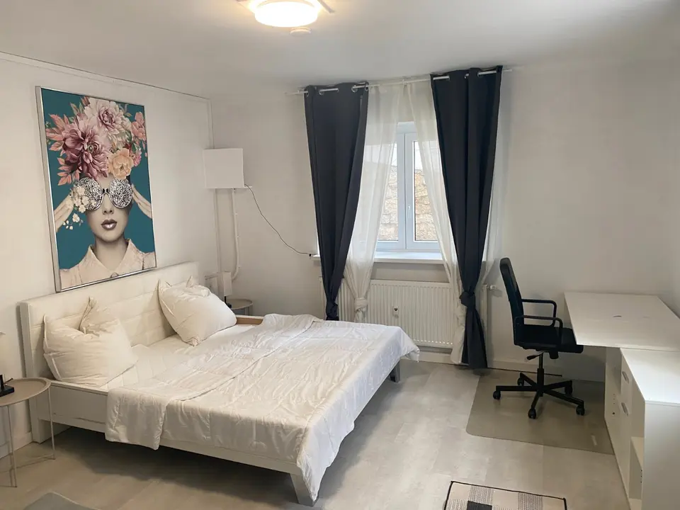 WG-Zimmer mit 90 m² in Hof – Bild 2