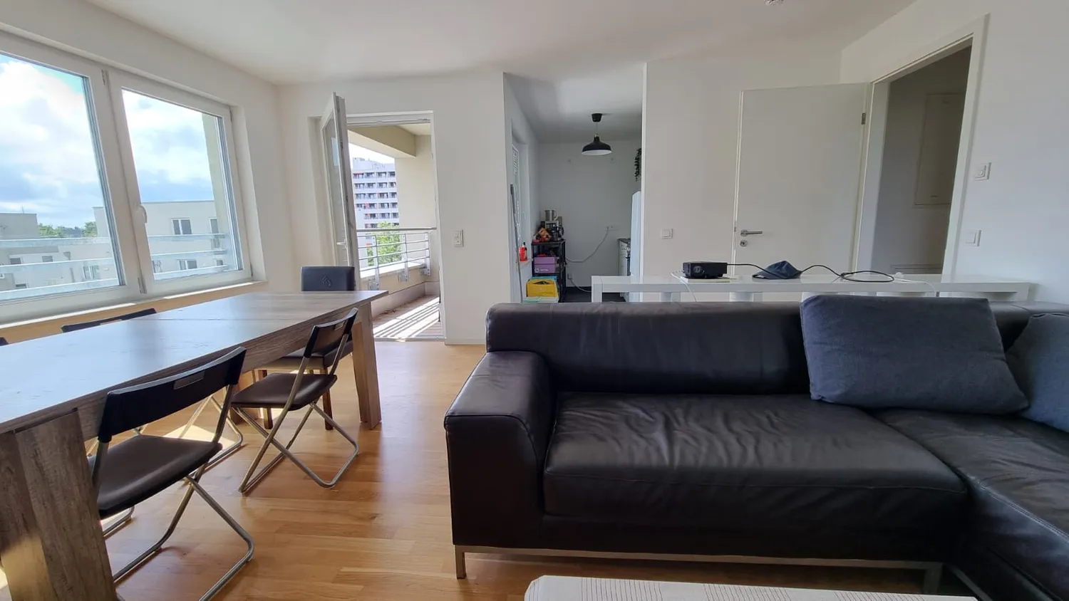 4 Zimmer Wohnung mit 92 m² in München – Bild 1