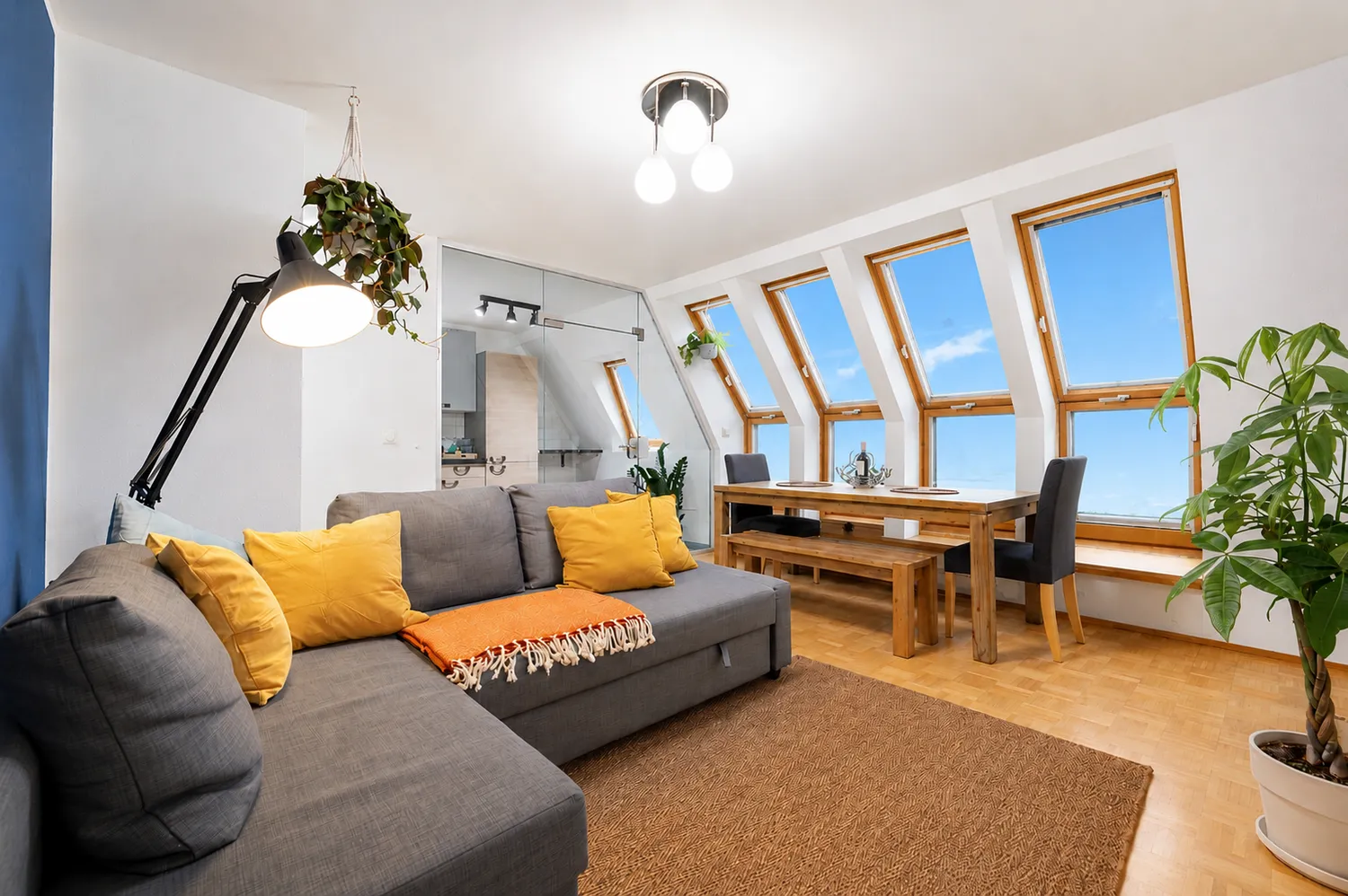 3 Zimmer Wohnung mit 80 m² in Chemnitz – Bild 1