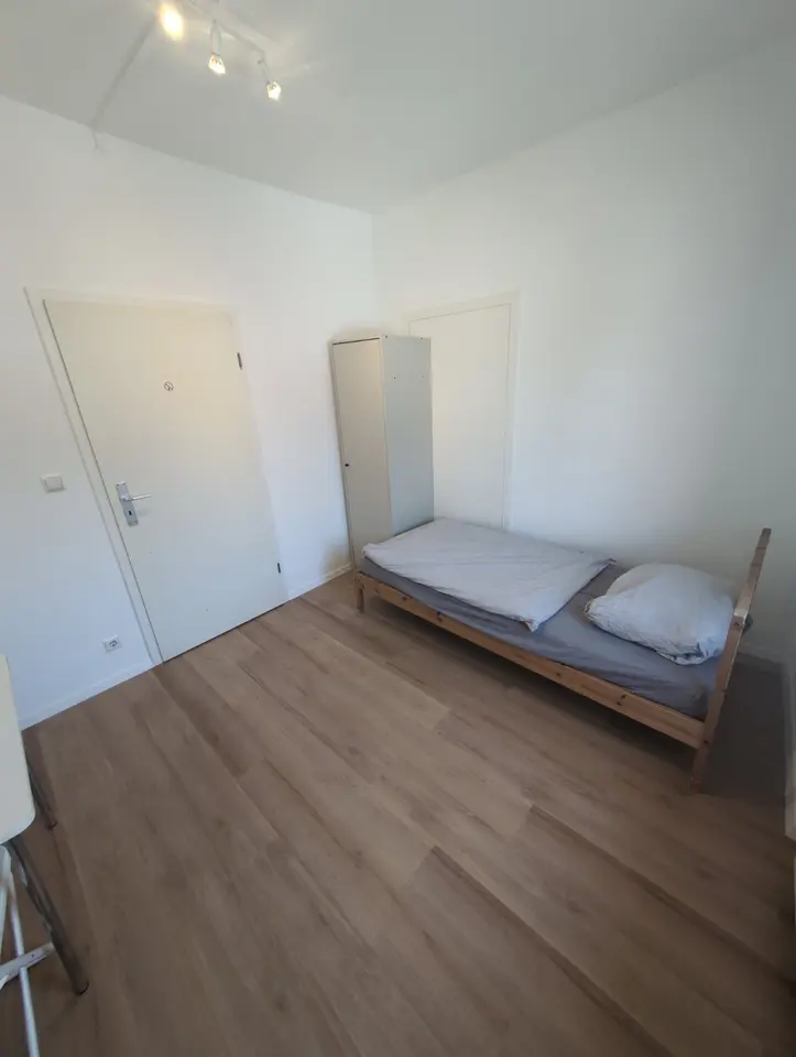 WG-Zimmer mit 20 m² in Karlsruhe – Bild 2