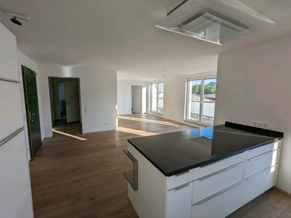 4 Zimmer Wohnung mit 119 m² in Memmingen – Bild 2