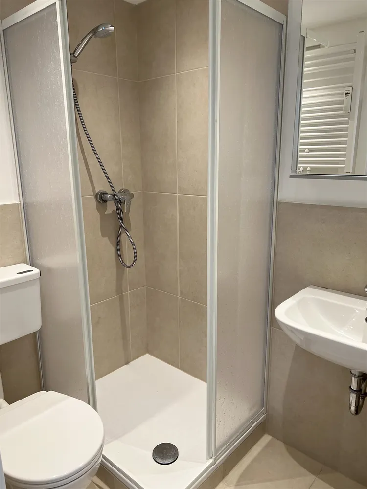 1 room apartment with 28 m² in Düsseldorf – Photo 7