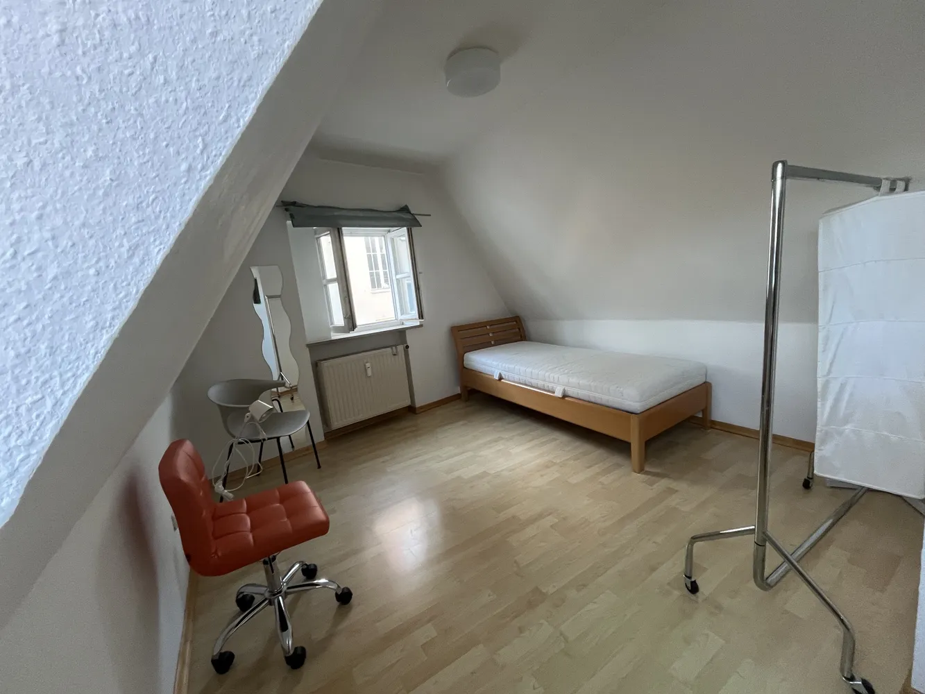1 room apartment with 17 m² in Augsburg – Photo 7