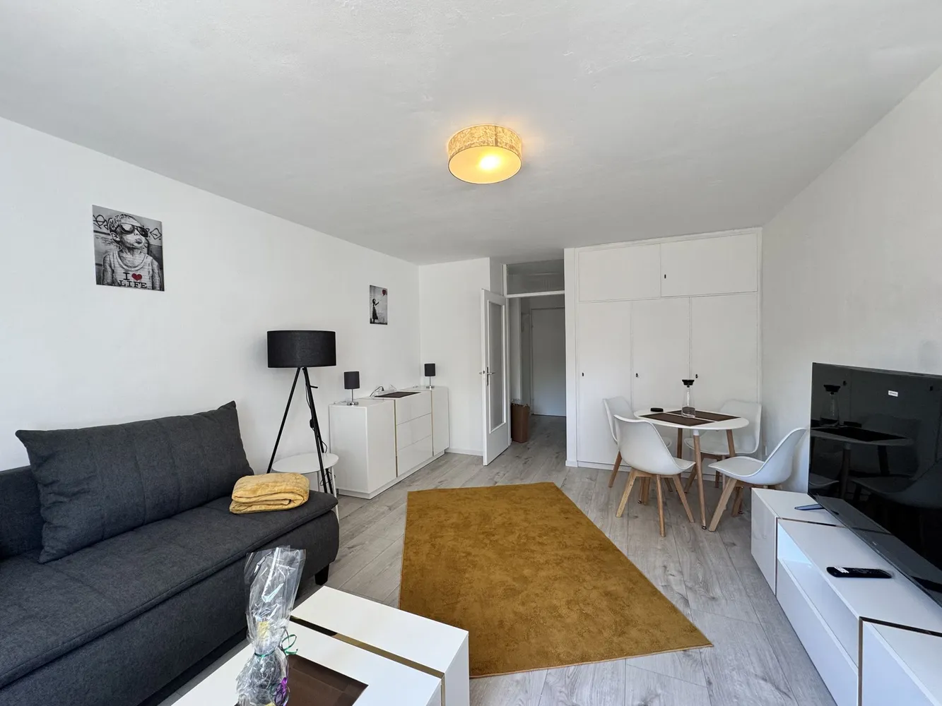 1 room apartment with 30 m² in Munich – Photo 4