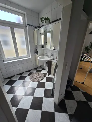 1 Zimmer Wohnung mit 35 m² in Aachen – Bild 10