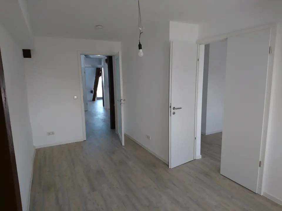 4 Zimmer Wohnung mit 160 m² in Kamenz – Bild 9