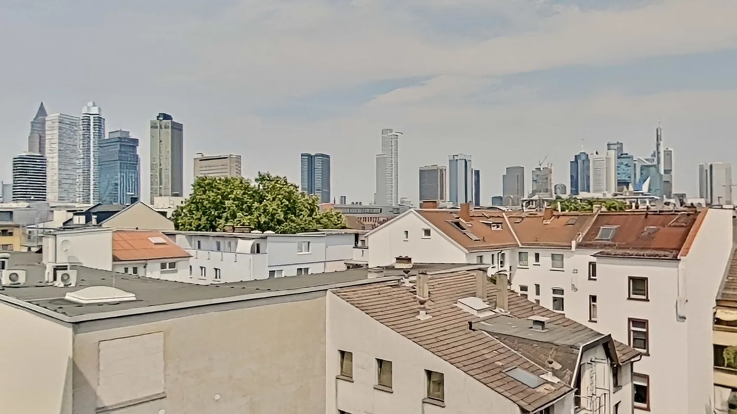 2 Zimmer Wohnung mit 146 m² in Frankfurt am Main – Bild 5
