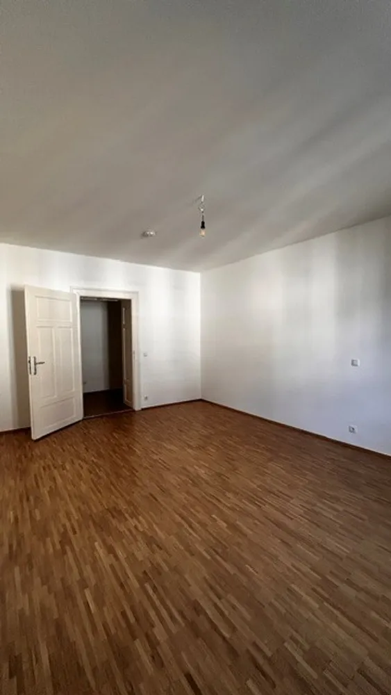 4 Zimmer Wohnung mit 124 m² in München – Bild 9
