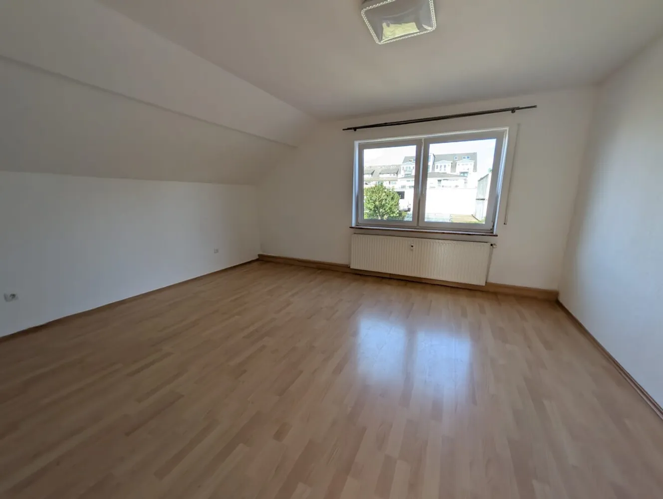 3 Zimmer Wohnung mit 80 m² in Bremen – Bild 2