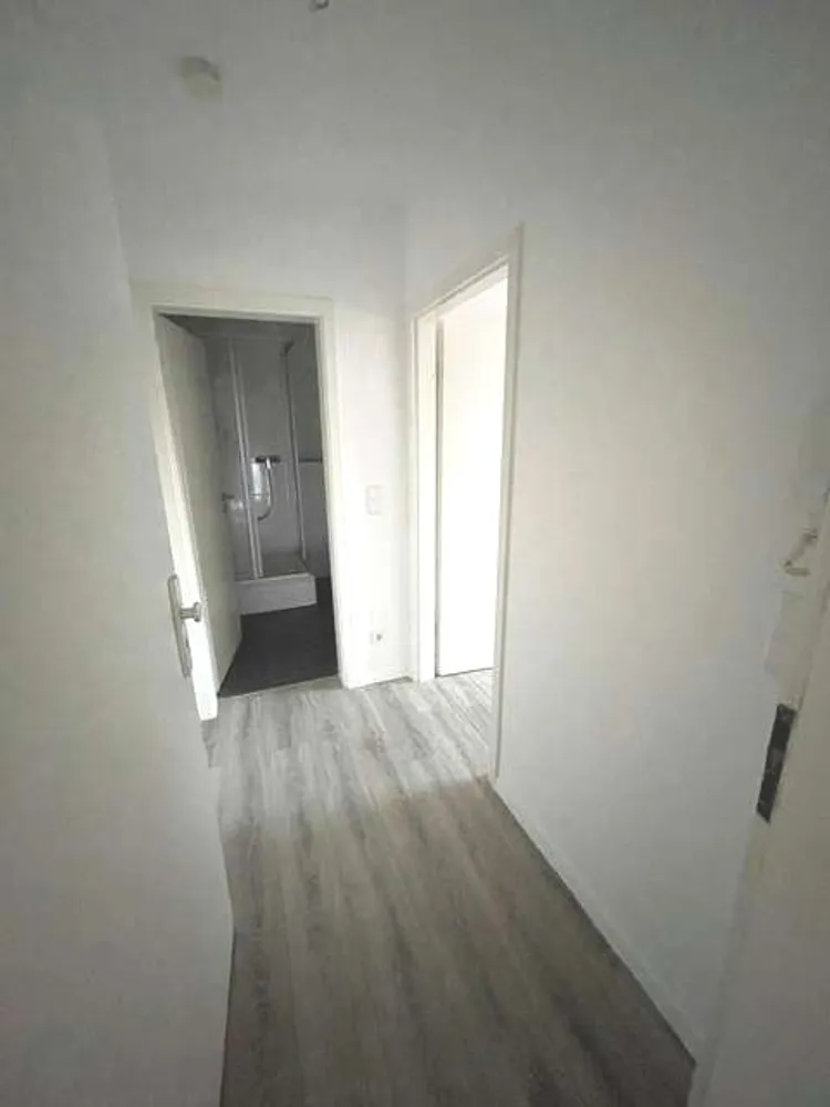 1 Zimmer Wohnung mit 45 m² in Moers – Bild 2