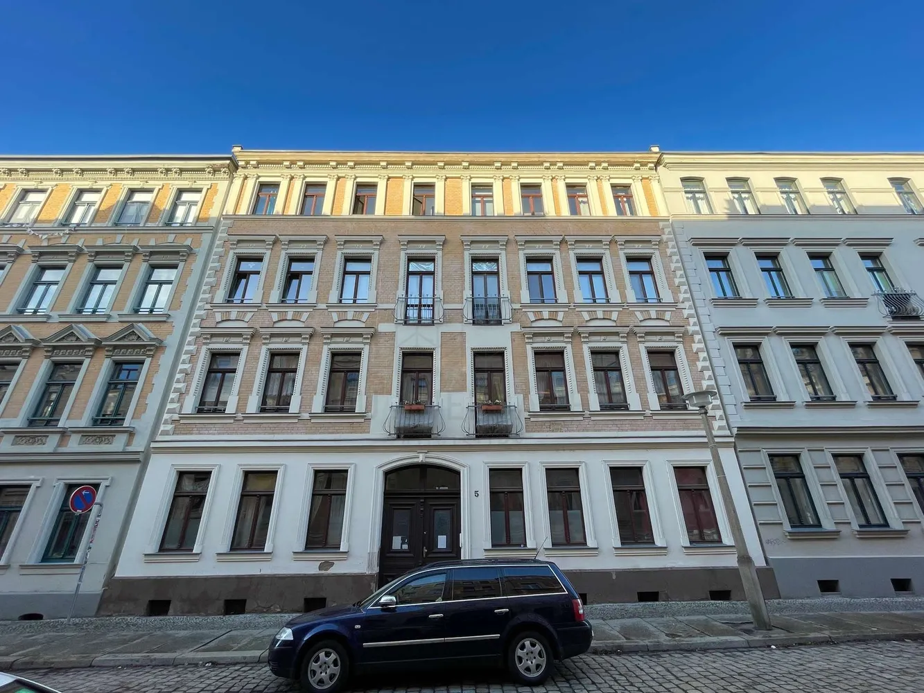 2 Zimmer Wohnung mit 44 m² in Halle (Saale) – Bild 1