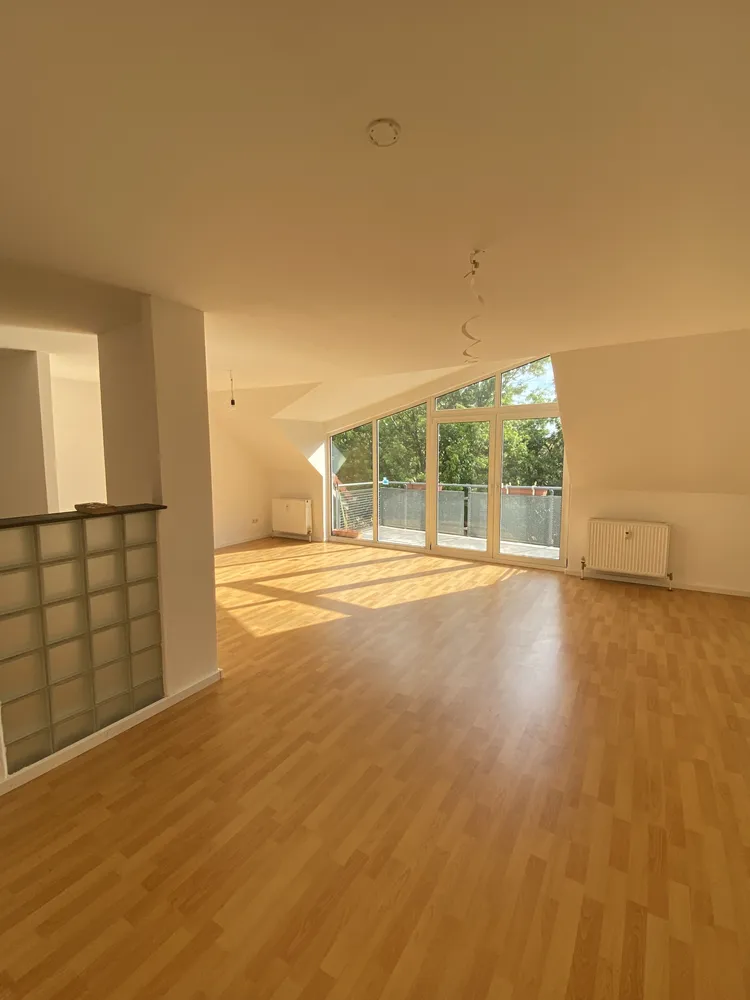 3 Zimmer Wohnung mit 105 m² in Kaiserslautern – Bild 1