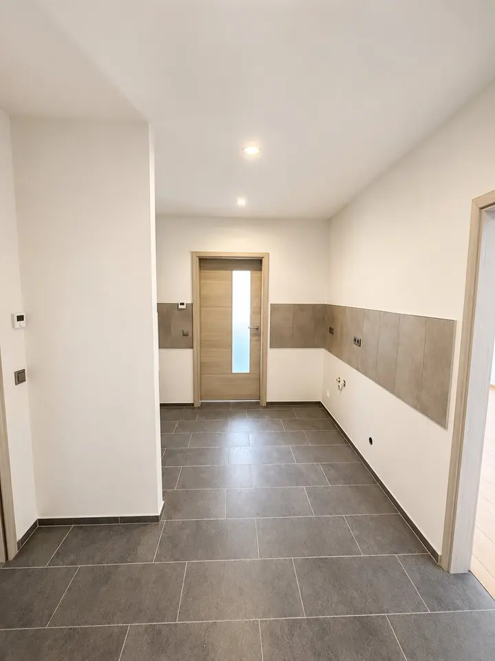 4 Zimmer Wohnung mit 60 m² in Bitterfeld-Wolfen – Bild 3