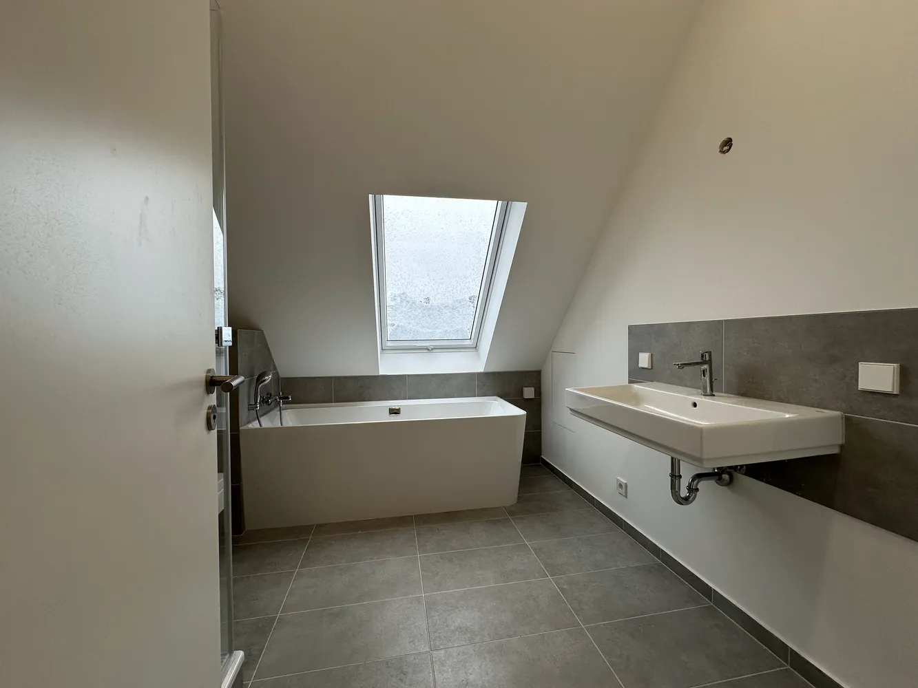 5 Zimmer Wohnung mit 204 m² in Berlin – Bild 7