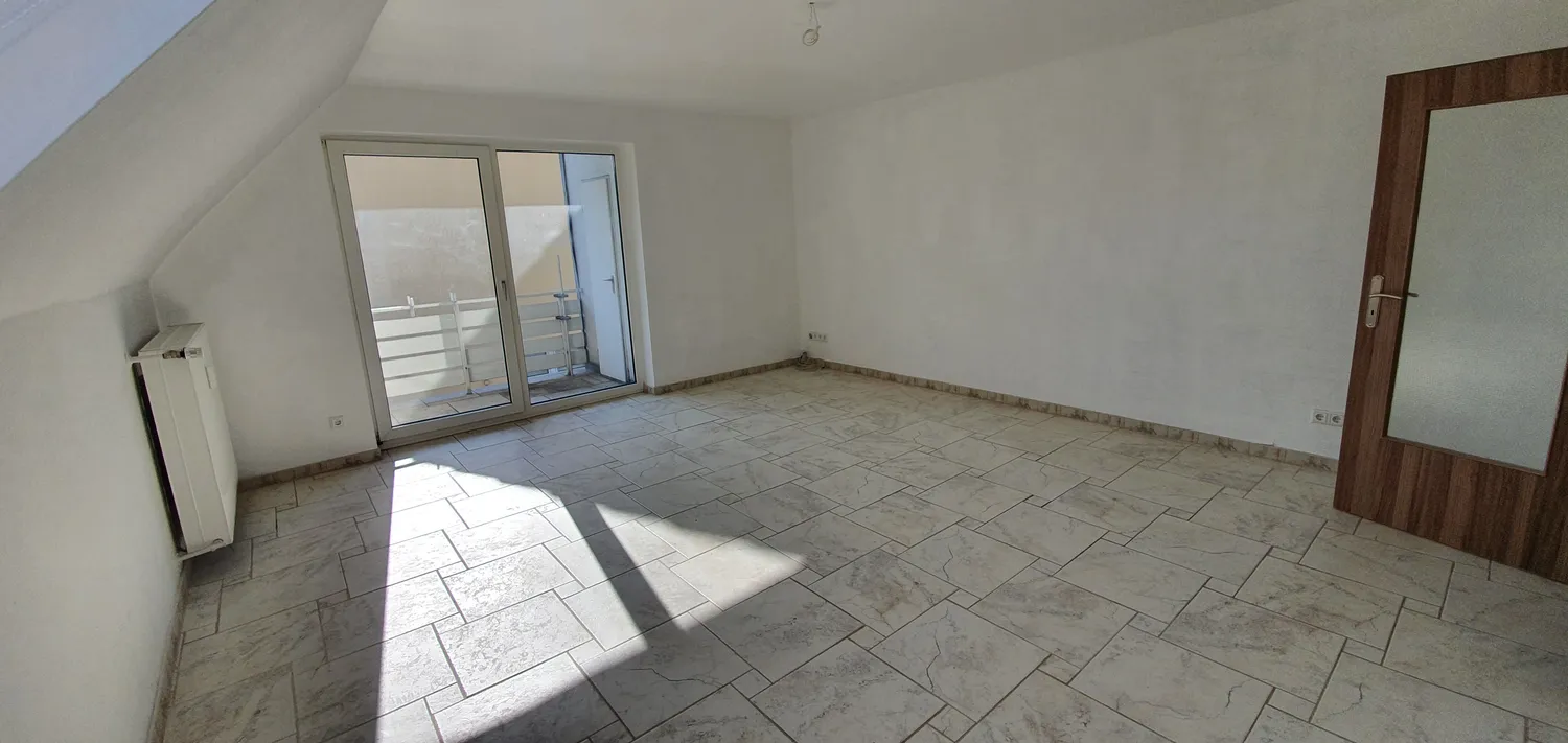 5 Zimmer Wohnung mit 87 m² in Duisburg – Bild 2