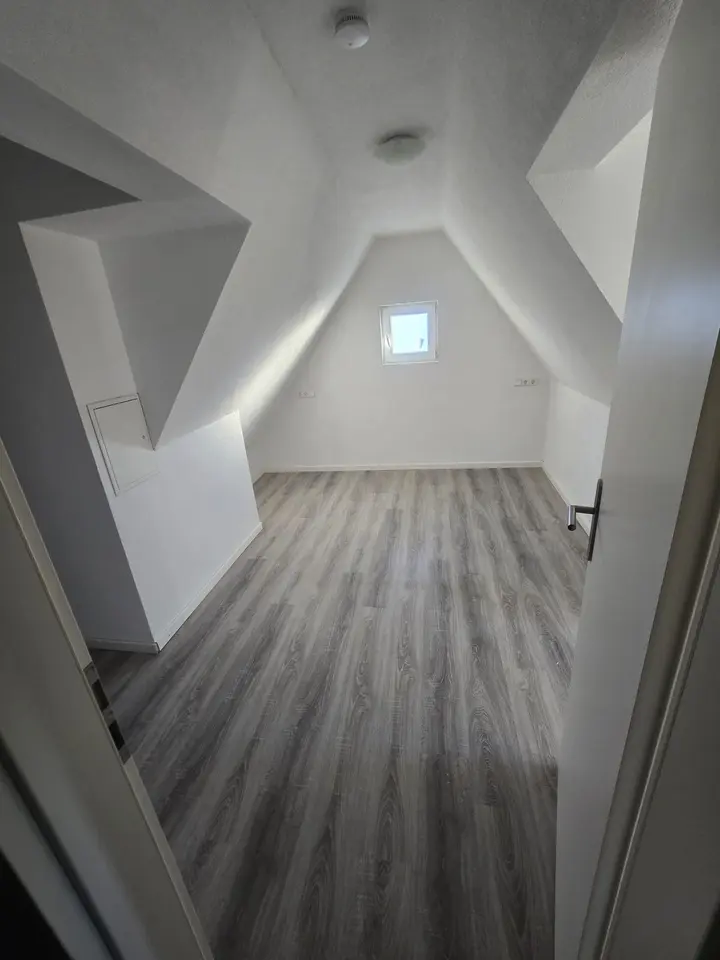 3 Zimmer Wohnung mit 100 m² in Nürtingen – Bild 6