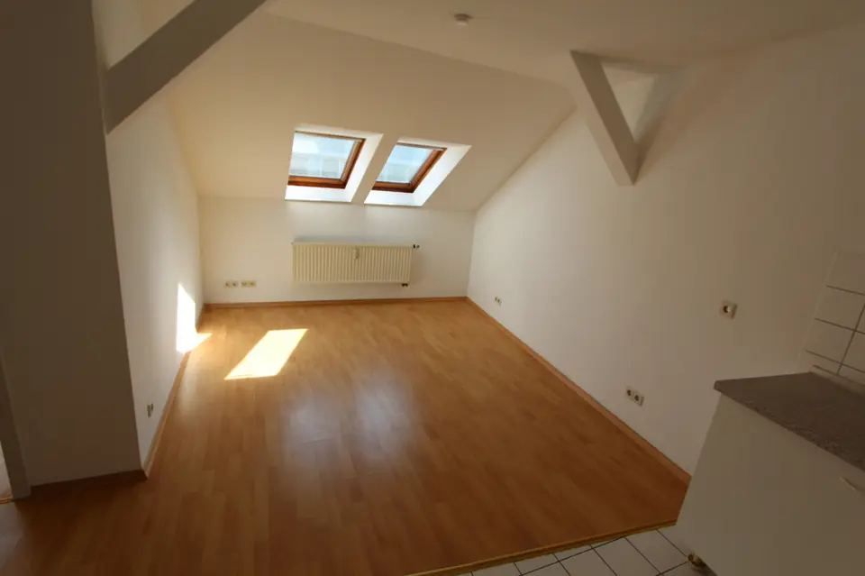 2 Zimmer Wohnung mit 50 m² in Zwickau – Bild 2