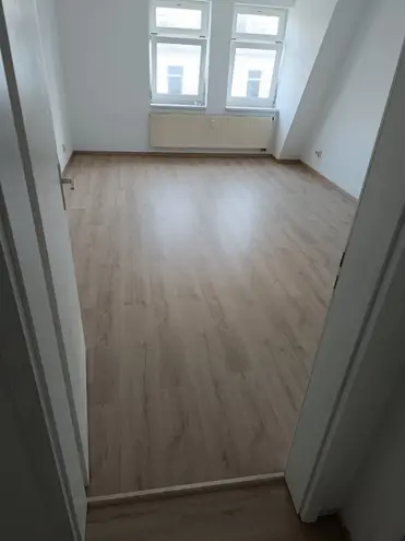 4 Zimmer Wohnung mit 105 m² in Halle (Saale) – Bild 9