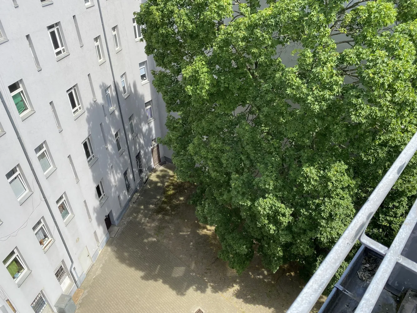 2 Zimmer Wohnung mit 79 m² in Berlin – Bild 9
