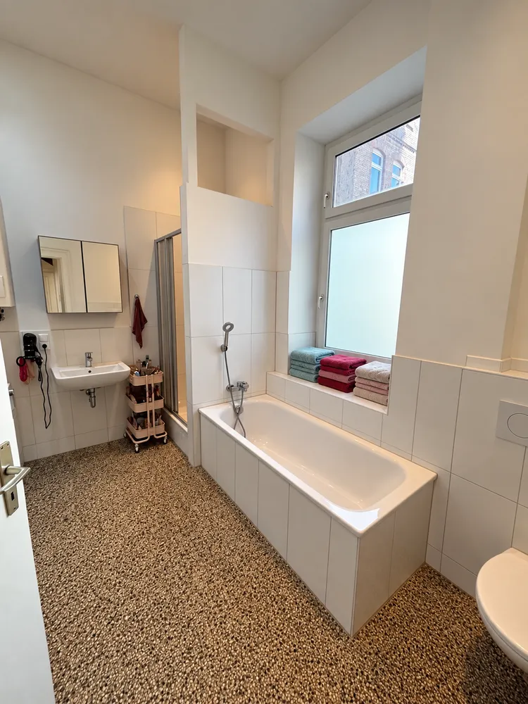 3 room apartment with 89 m² in Wiesbaden – Photo 6
