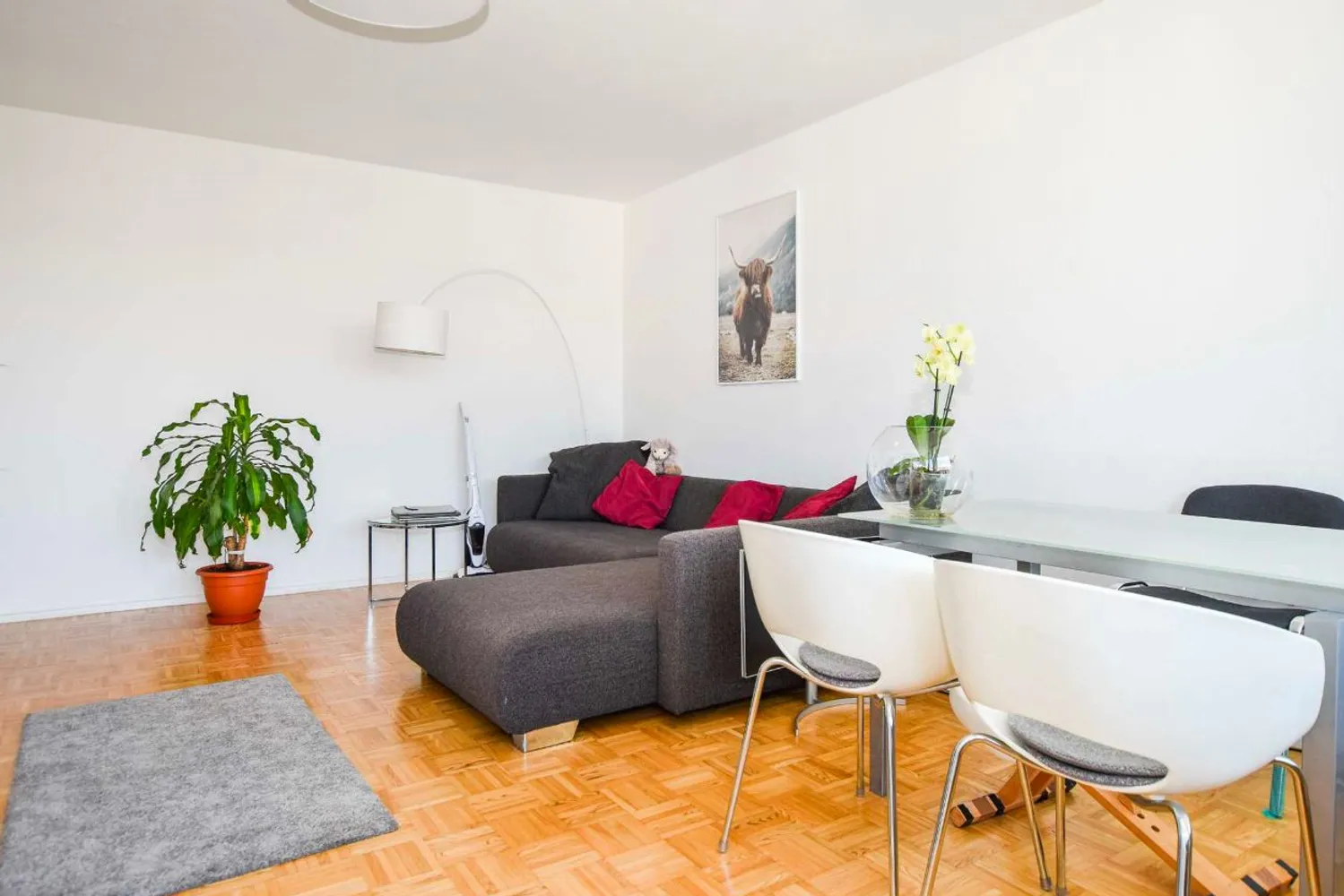 2 Zimmer Wohnung mit 57 m² in München – Bild 2