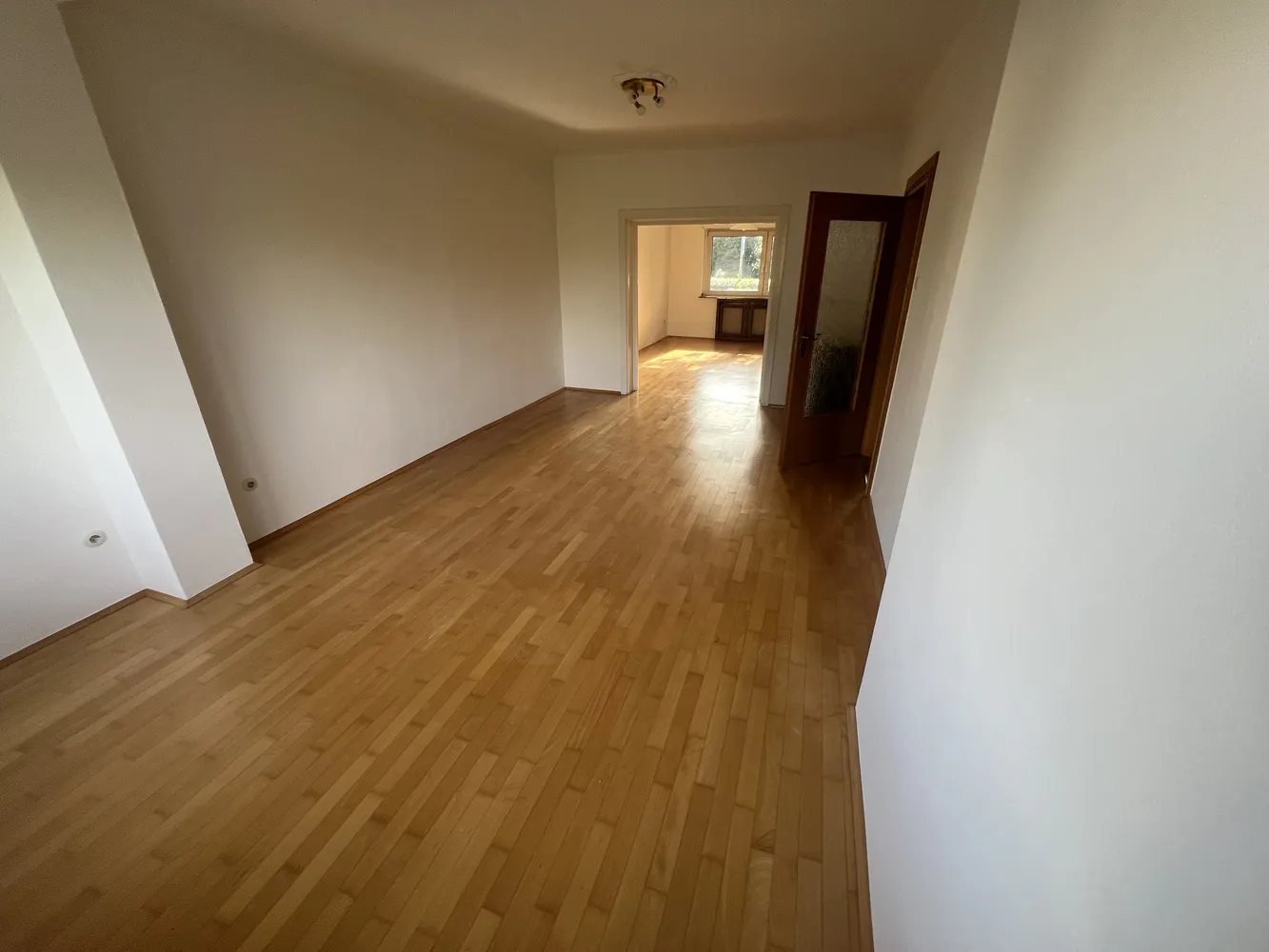 2 room apartment with 101 m² in Ratingen – Photo 3