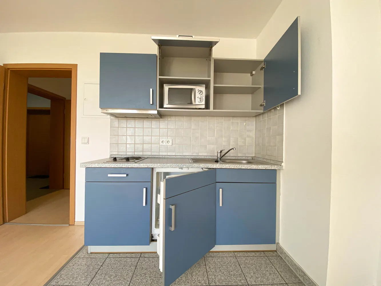 2 Zimmer Wohnung mit 37 m² in Halle (Saale) – Bild 6