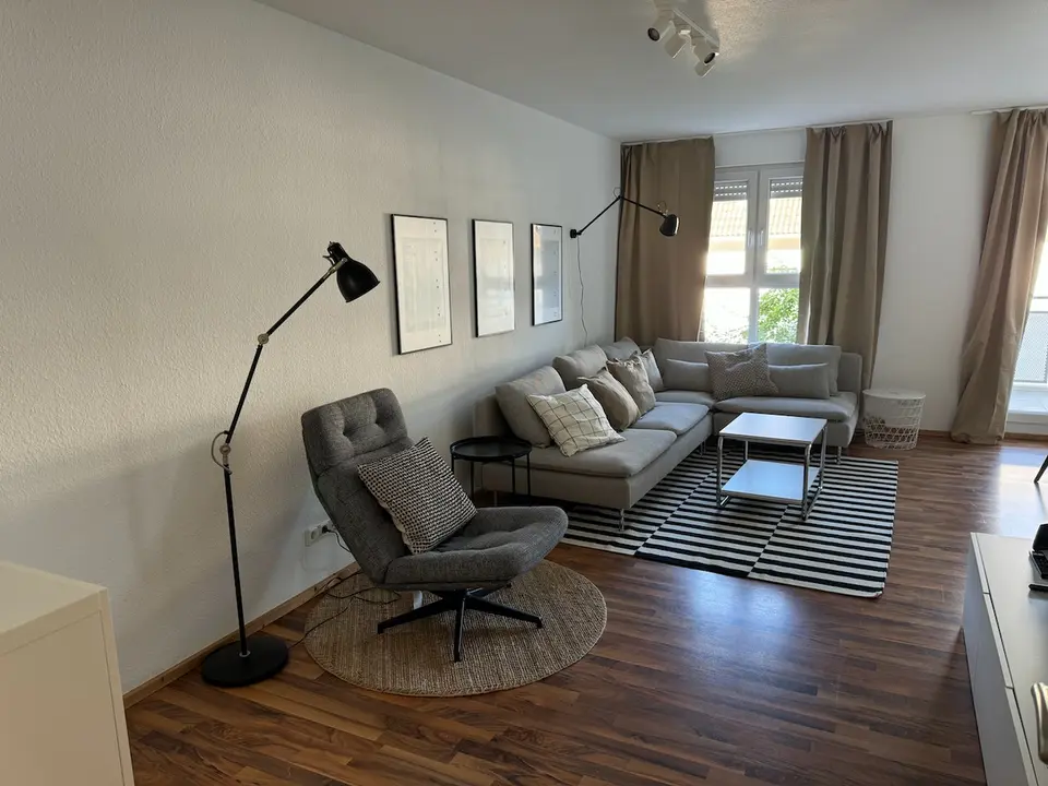 WG-Zimmer mit 67 m² in Frankfurt am Main – Bild 1