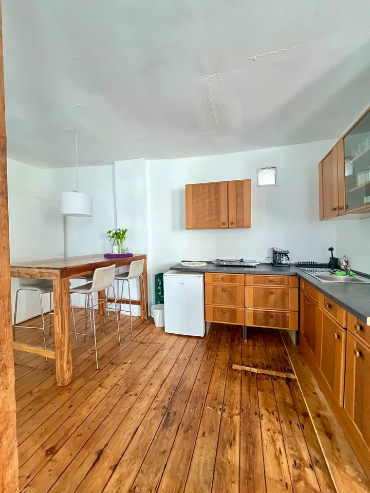 Studio with 32 m² in Cologne – Photo 8