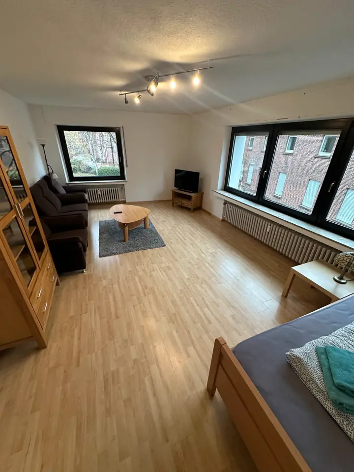 WG-Zimmer mit 90 m² in Wesel – Bild 1