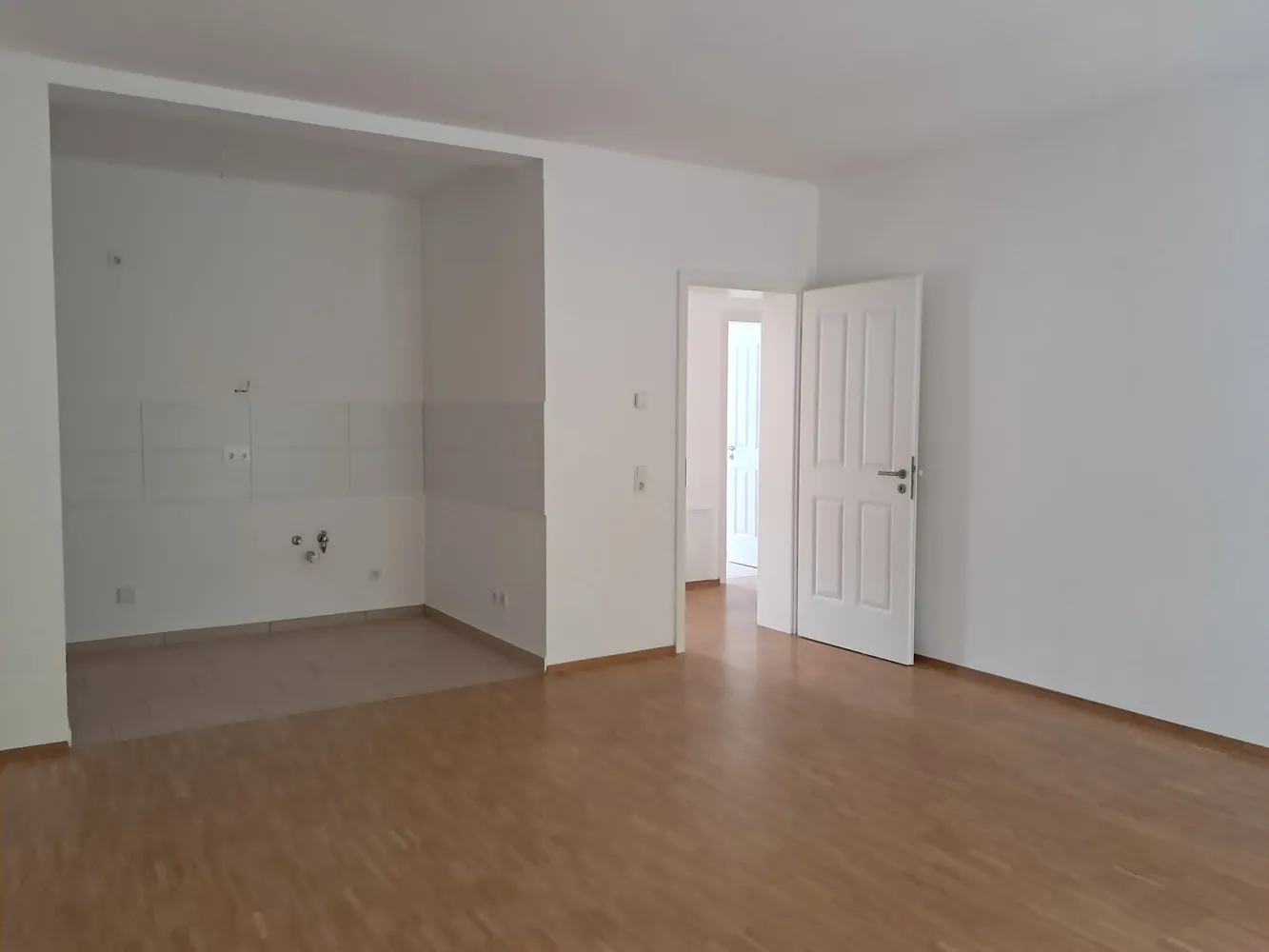 3 Zimmer Wohnung mit 69 m² in Chemnitz – Bild 12