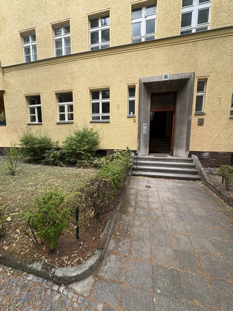 1 Zimmer Wohnung mit 31 m² in Berlin – Bild 6