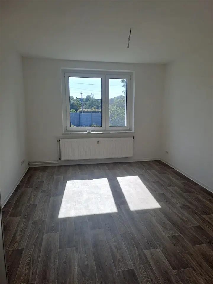 3 Zimmer Wohnung mit 56 m² in Bitterfeld-Wolfen – Bild 2